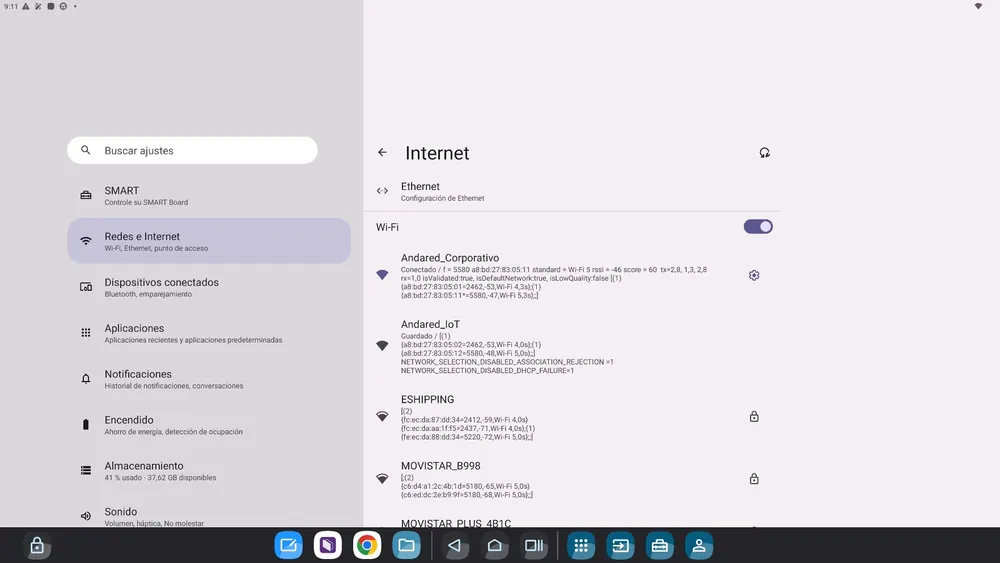 Ajustes de Internet del panel con el engranaje de la red